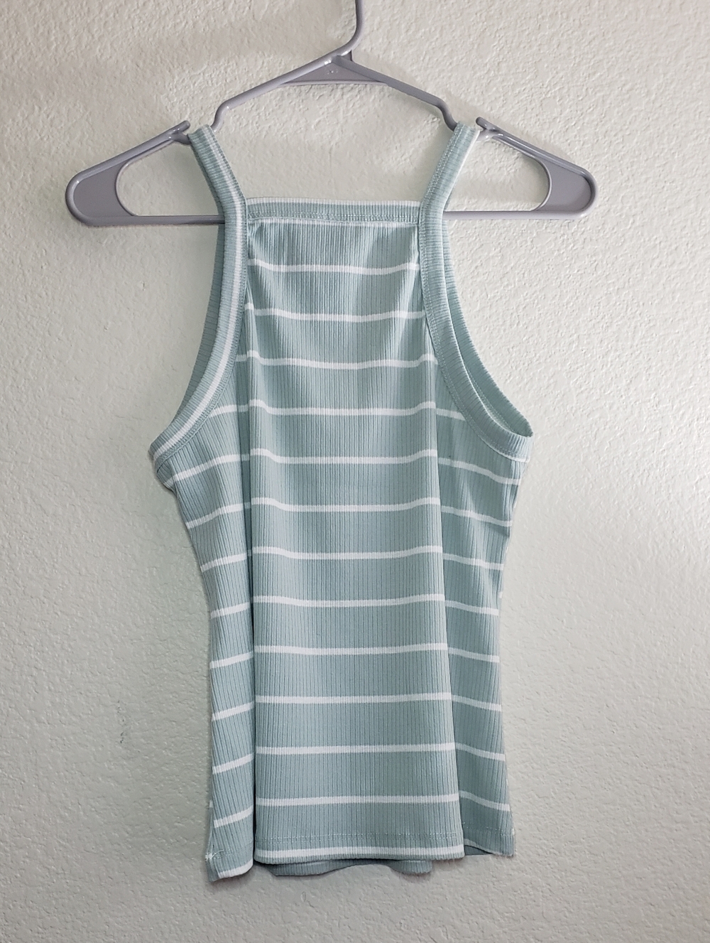 Summer Tank Tops - Picture 3 of 9
